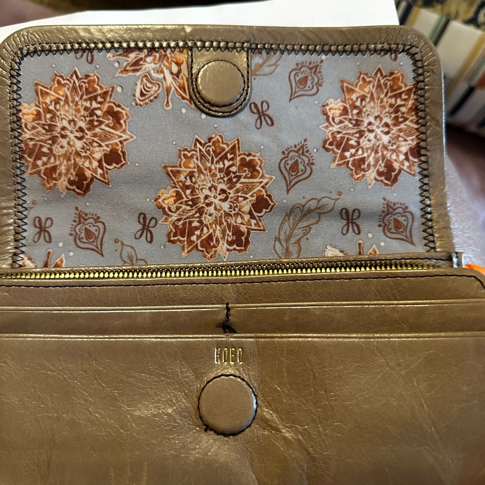 HOBO Continental Wallet Tan
